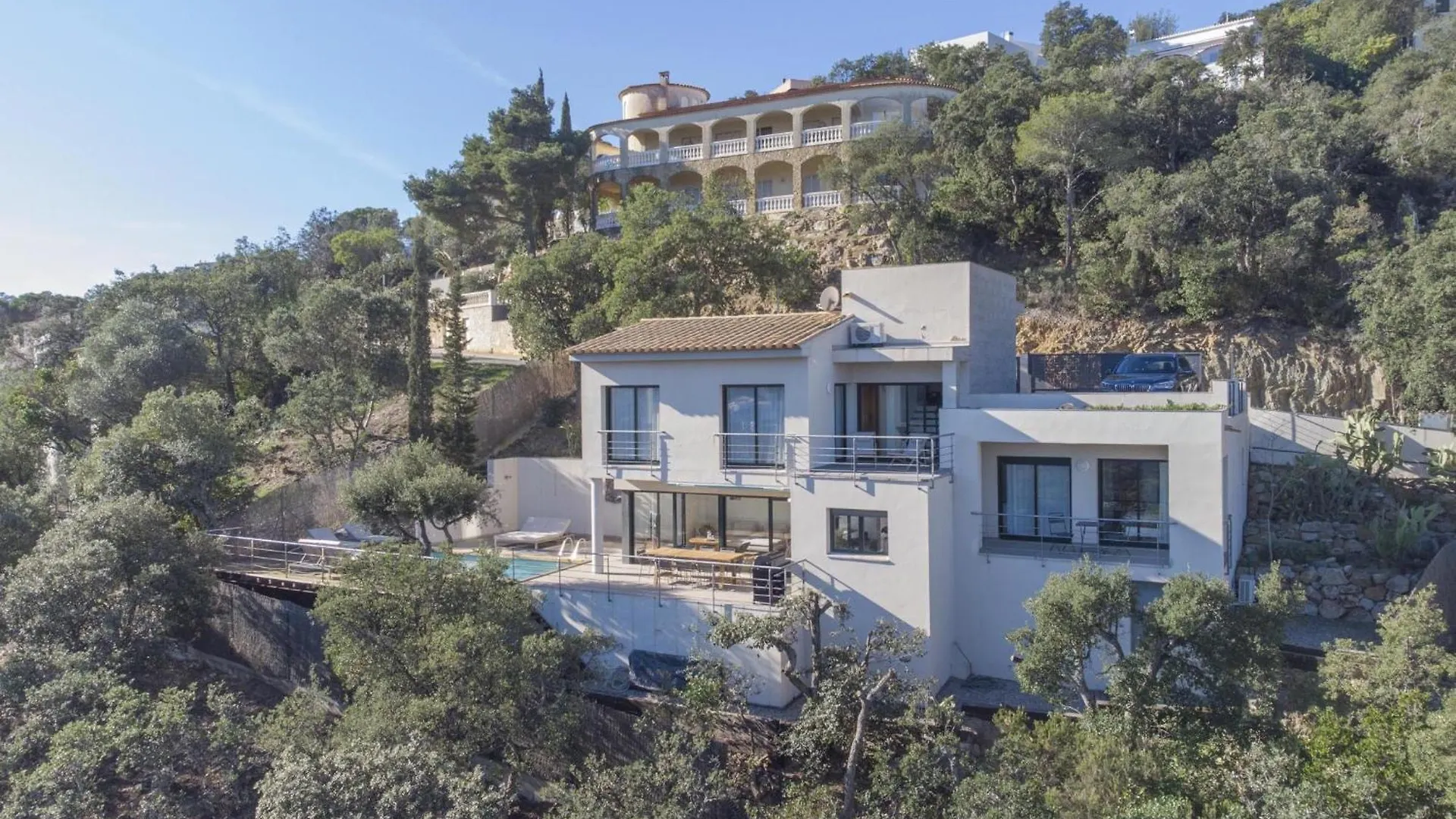 Leo Villa Begur 0*,